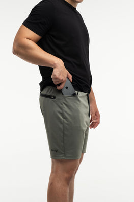 Running shorts with pockets