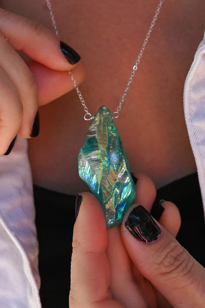 green crystal agate necklace 