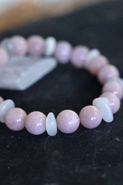 Peach and rainbow moonstone bracelet showing moonstone's adalurescence.