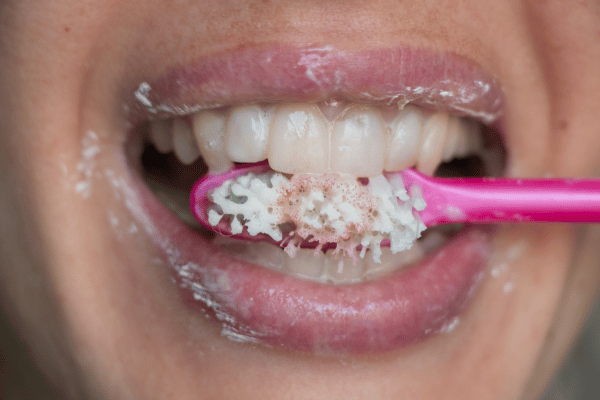 whitening toothpaste