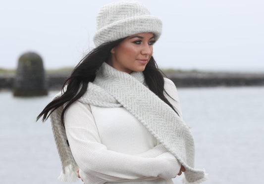 Branigan Weavers Scarf in Dove & Cream