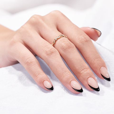 Carla press-on nails perfect manicure