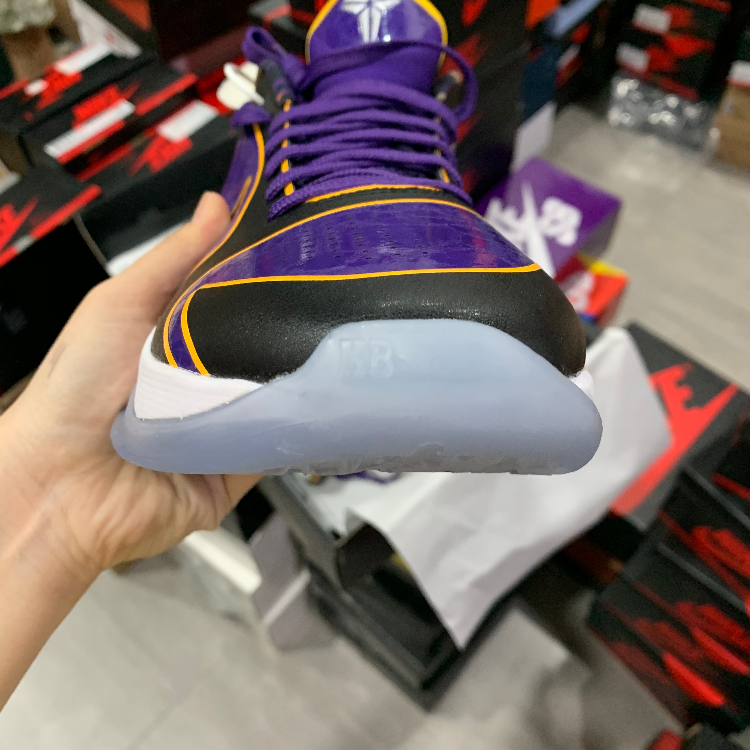 Kobe 5 Protro Lakers – Jerseys and Sneakers