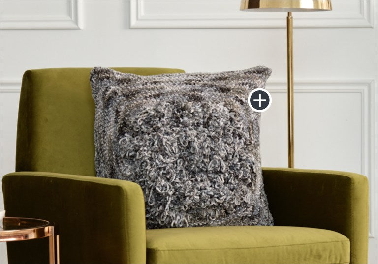 Easy Loopy Center Crochet Pillow