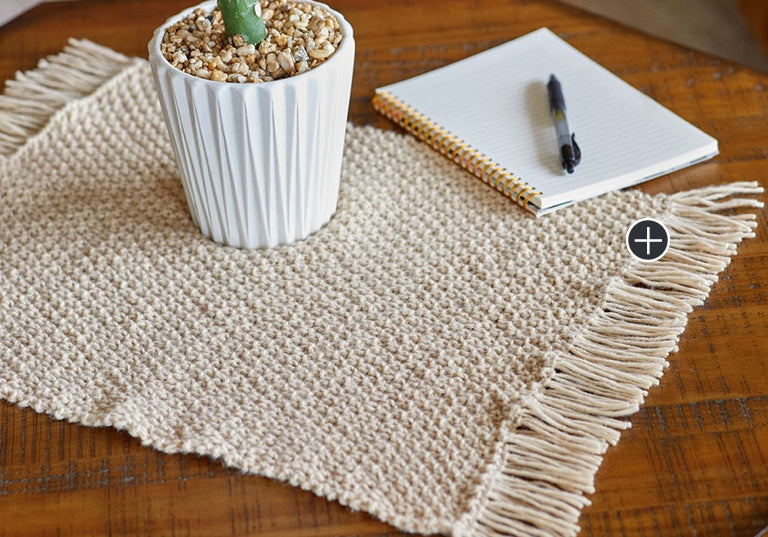 Easy Knit Fringed Plant Mat