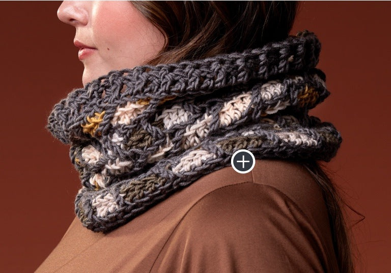 Intermediate Comme Ci Comme Ca Crochet Cowl