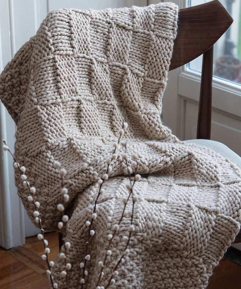 Fiesole Throw Free Knitting Pattern LM6056