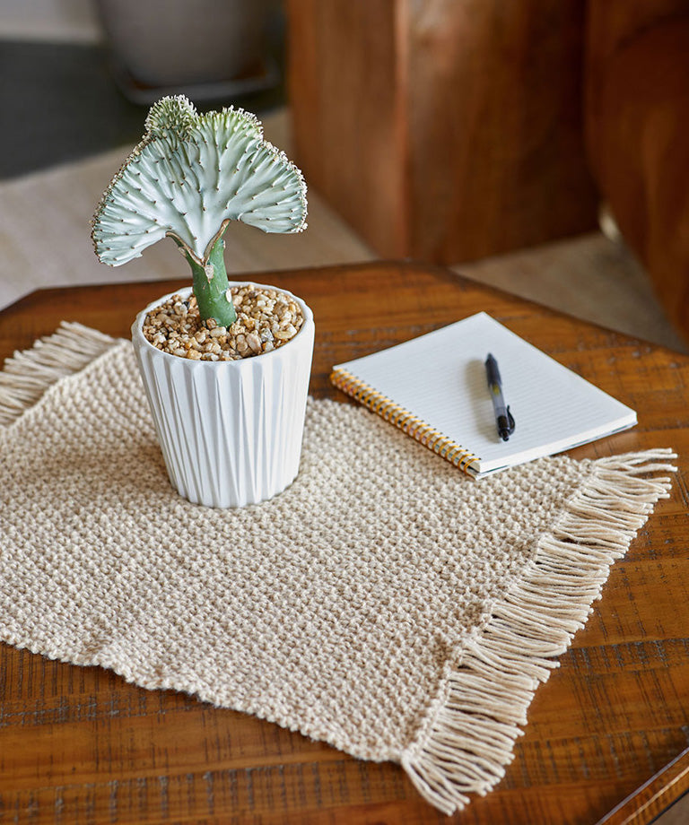 Fringed Plant Mat Free Knitting Pattern LW6346