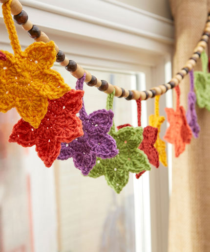 Fall Leafy Banner Free Crochet Pattern LW5495