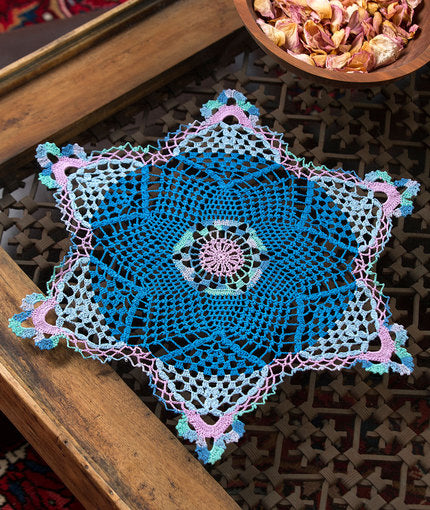 LC4994 Snowflake Doily