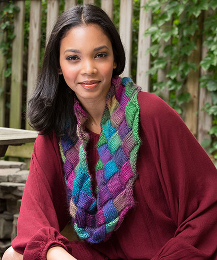 LW4878-Entrelac-Knit-Cowl