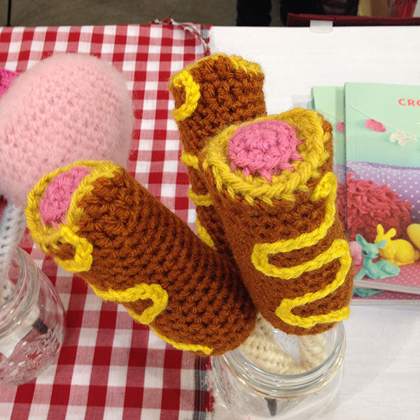 crochet hot dogs