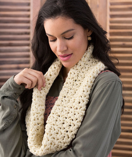 Very V-Stitch Cowl Free Crochet Pattern LW5183