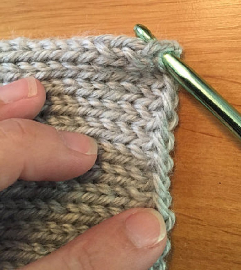 Beginner's Guide to Picking Up Stitches