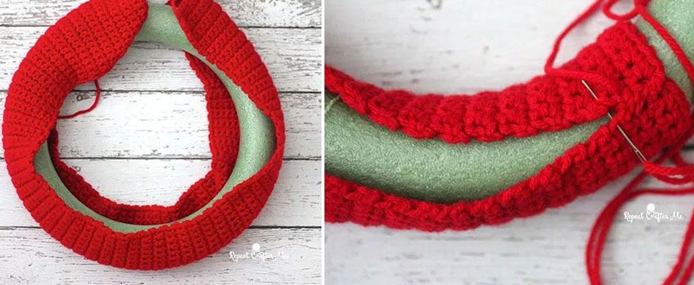 Valentine's Wreath in Bernat Super Value yarn by RepeatCrafterMe