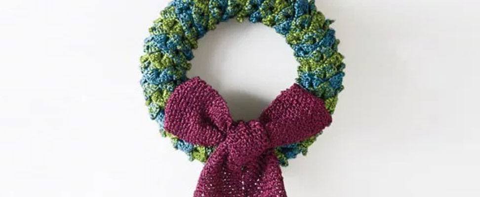 Glittery Yarn Wreath