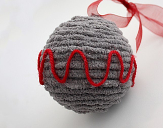 Yarn Wrapped Ornaments