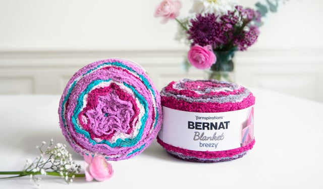 Bernat Blanket Breezy Yarn Review - The Loopy Lamb