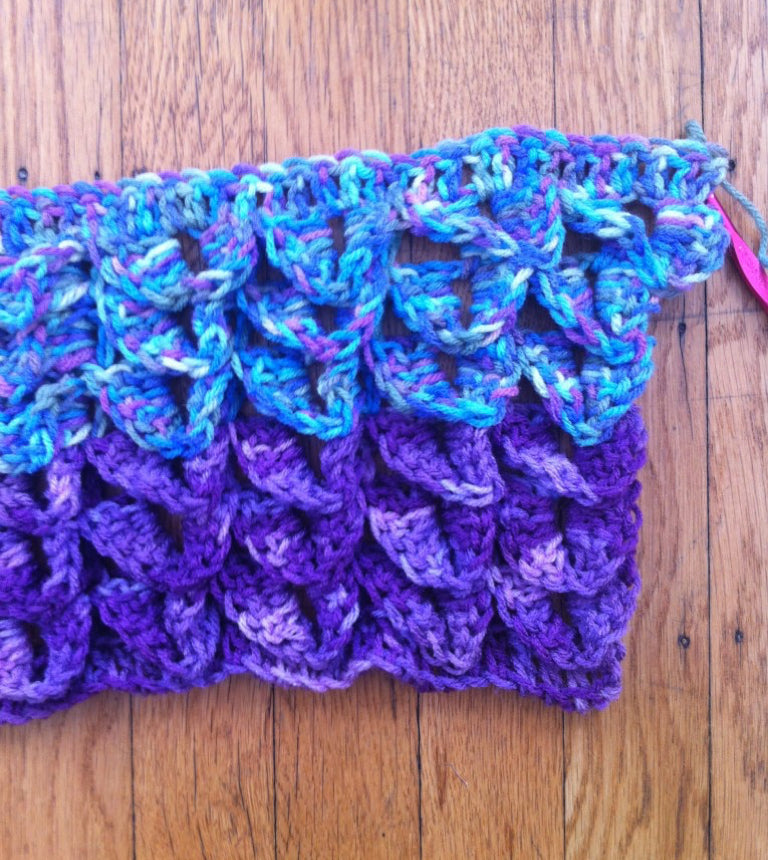 Crocodile Stitch Infinity Scarf Free Pattern