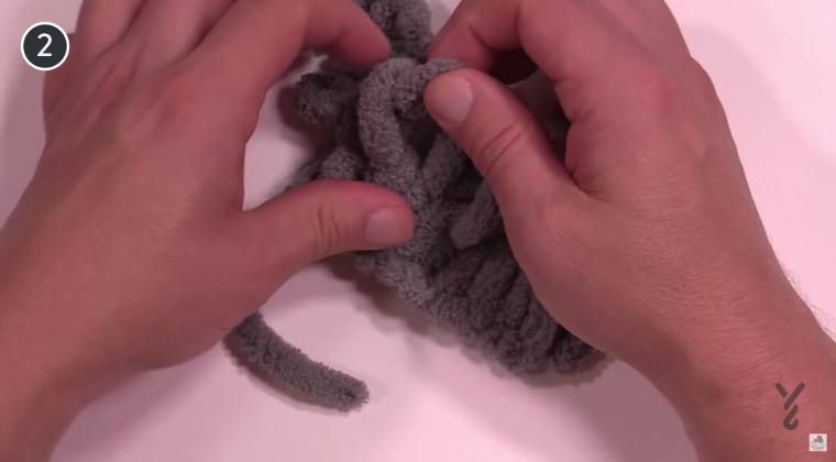 EZ Knitting: How to Do the Twisted Garter Stitch