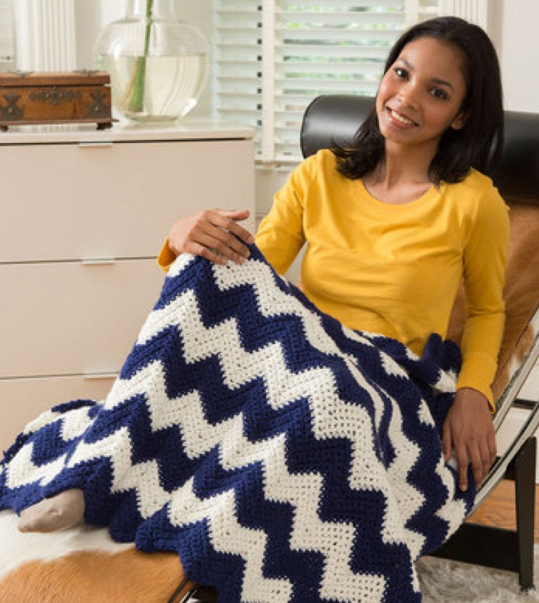 Easy Cabin Chic Chevron Throw