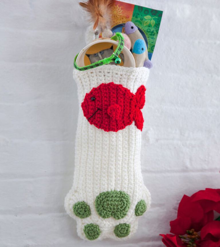 Easy Cat Paws Crochet Christmas Stocking