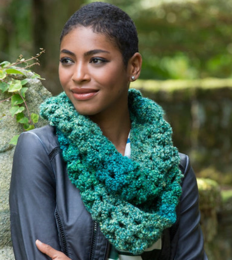 Sparkling Shells Crochet Cowl