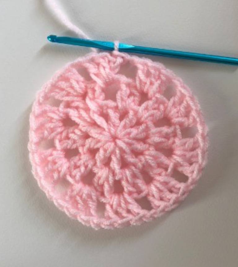 Guide to Granny Crochet: Squares, Circles, Hearts, Stripes and