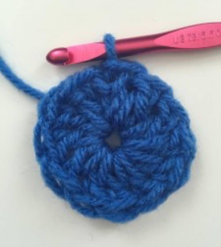 Simple Opening Adjustable Finger Knitting Crochet Guide Finger
