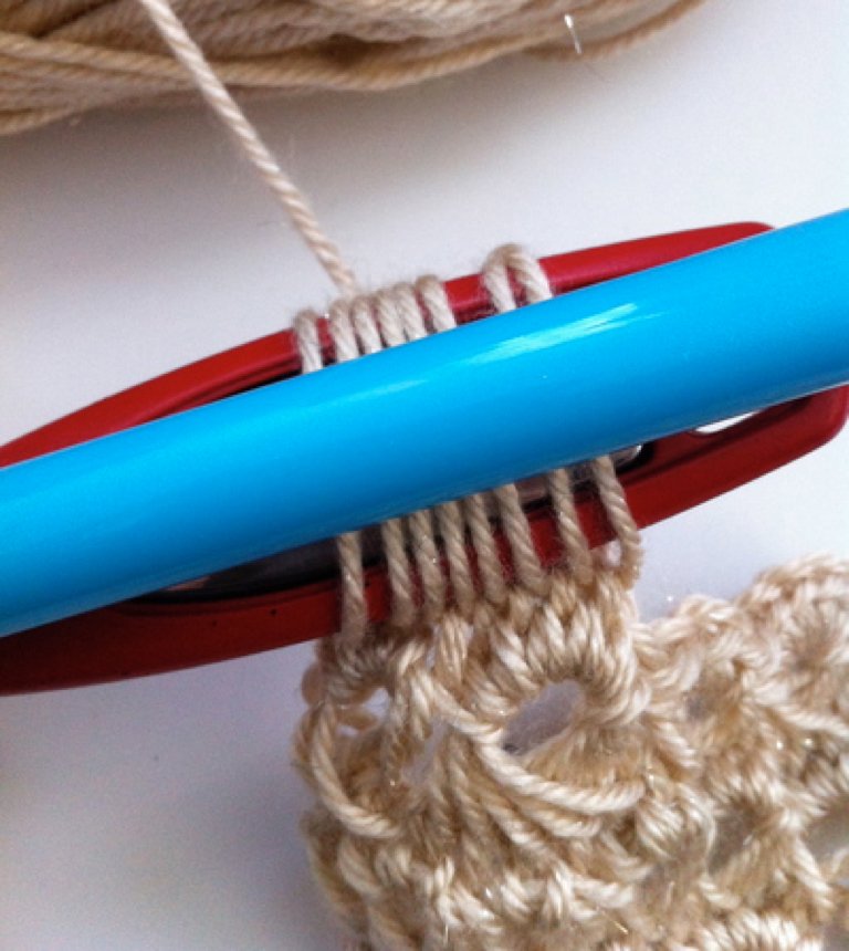 Ultimate Beginner's Guide to Broomstick Lace Crochet