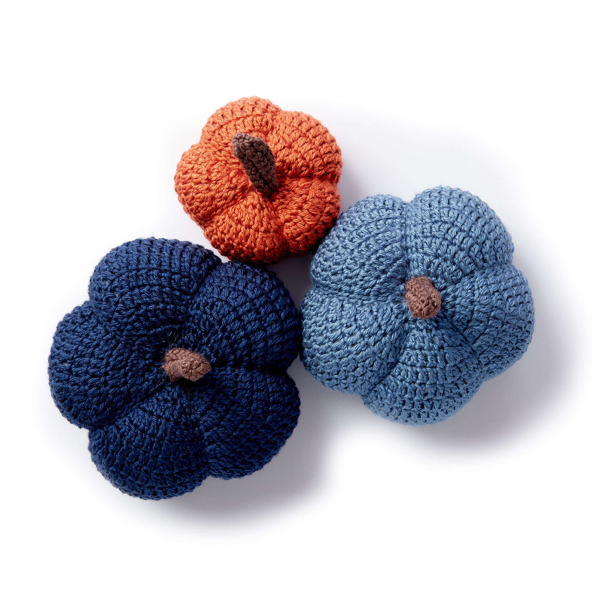 Free Pattern: Harvest Crochet Pumpkins in Caron Simply Soft yarn