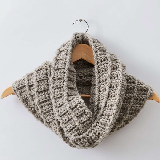 Easy Patons Drapey Crochet Cowl 