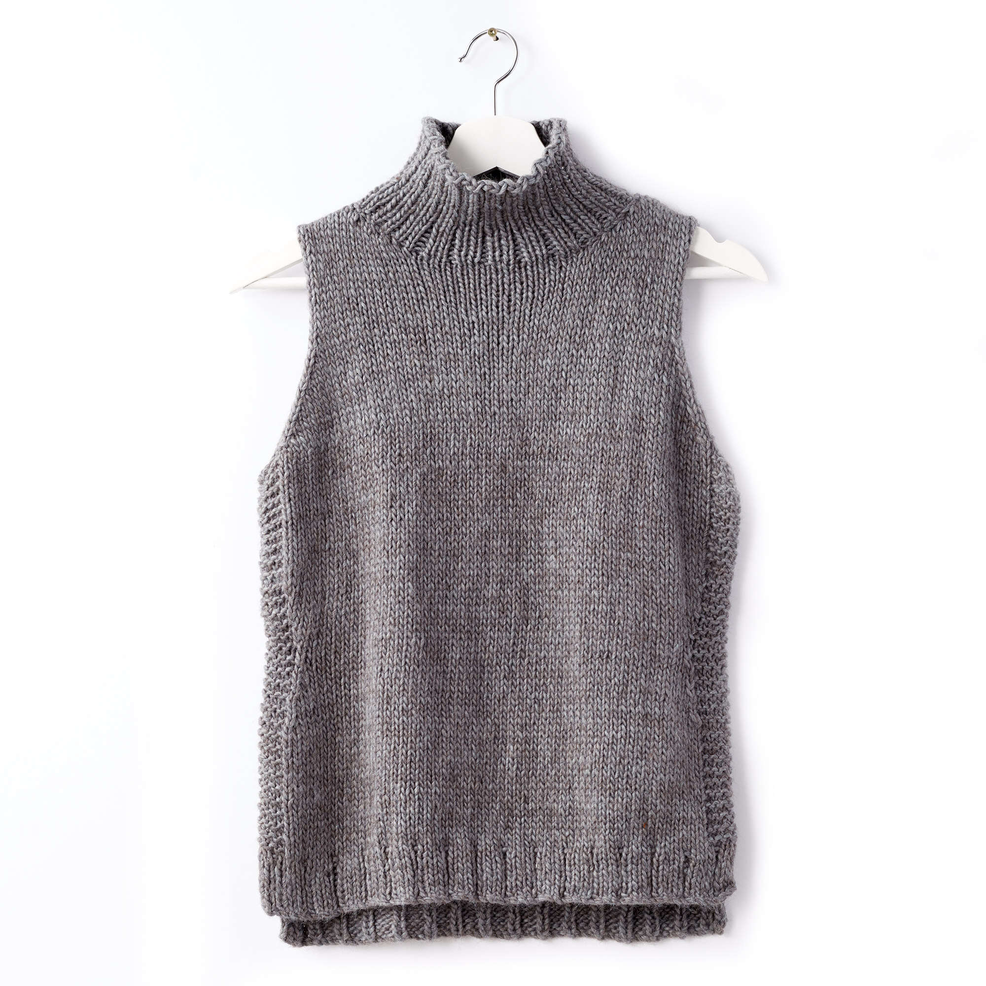 Free Pattern: Sleeveless Knit Turtleneck in Patons Alpaca Blend yarn