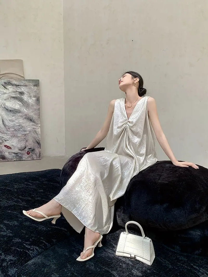 Pearlescent V-Neck Sleeveless Maxi Dress with Suspenders - Image 7