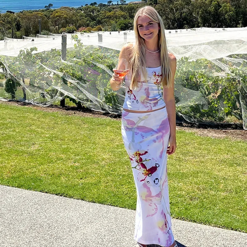 Elegant 2-Piece Maxi Skirt and Halter Top Set - Image 5