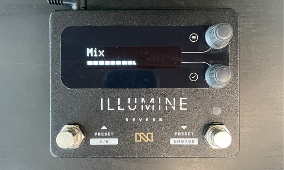 ILLUMINE Reverb Pedal with mix value dispayed as a horizontal bar