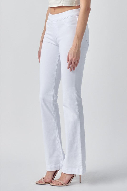 Mid Rise Flare Jegging - White – Lola's Lookbook