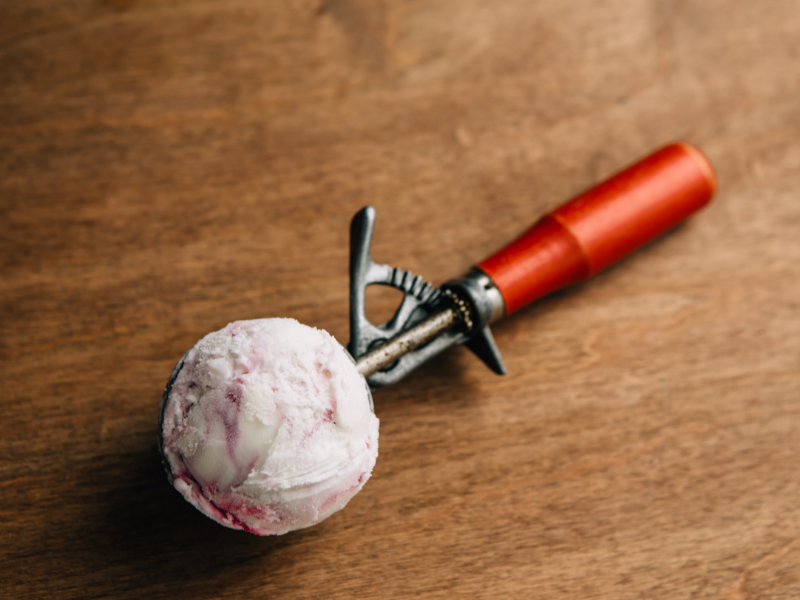 Picture of Lick Honest Ice Creams Spicy Coconut, Peanut & Strawberry Swirl - 1 pt
