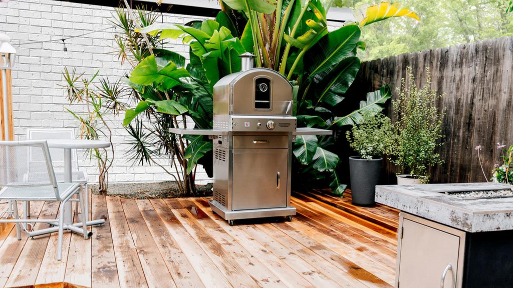 How to get inspired to create an outdoor kitchen with a gas grill?