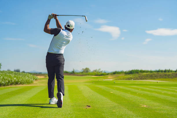 Write a blog about the How to Build a Repeatable Golf Swing for Better Results