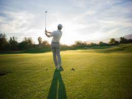 write a blog about How to choose the right golf clubs for your game