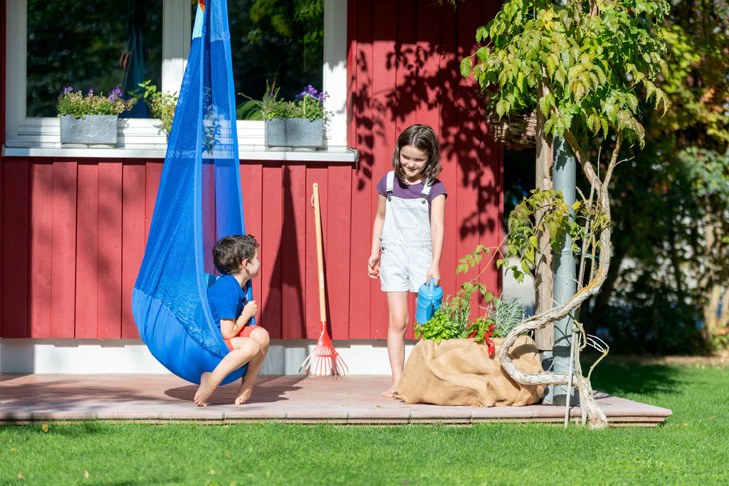 LA SIESTA outdoor hanging nest