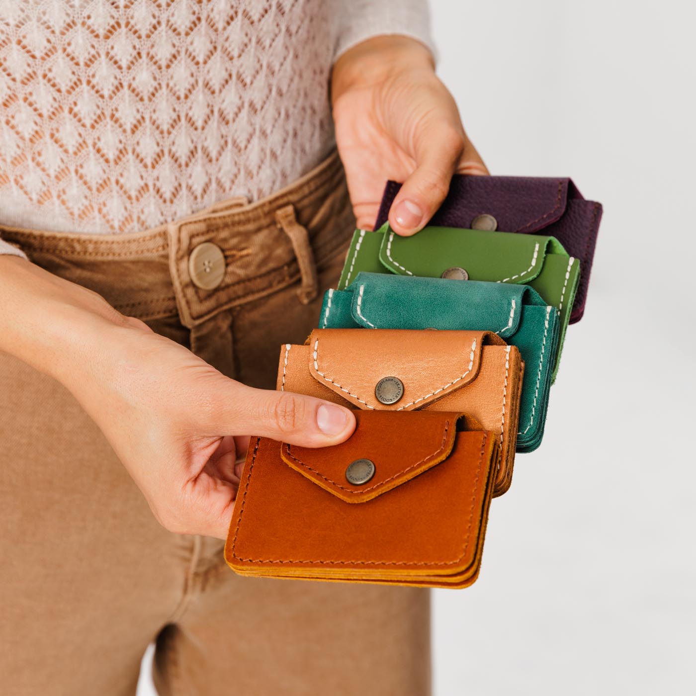 Peacocktion Women Wallet Purse Credit Card Holder with RFID, Large Capacity  Crossbody Wristlet Clutch 2 Straps, Black: Handbags: Amazon.com