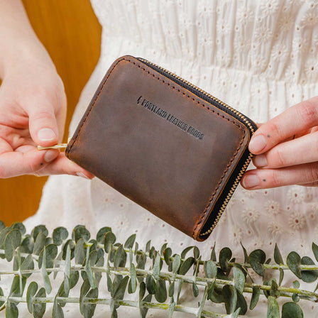 Small leather goods - Reorders — Fashion