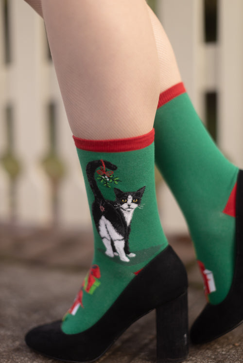 Tuxedo Cat Butt Men's Socks  Funny Gift for Cat Lover - Cute But Crazy  Socks