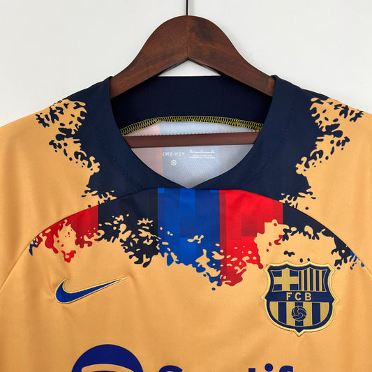 Barcelona unveil 'pioneering' new kit for 2023/2024 season - Mirror Online