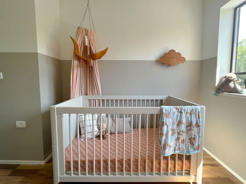 חדר לתינוק בעיצוב נייטראלי
