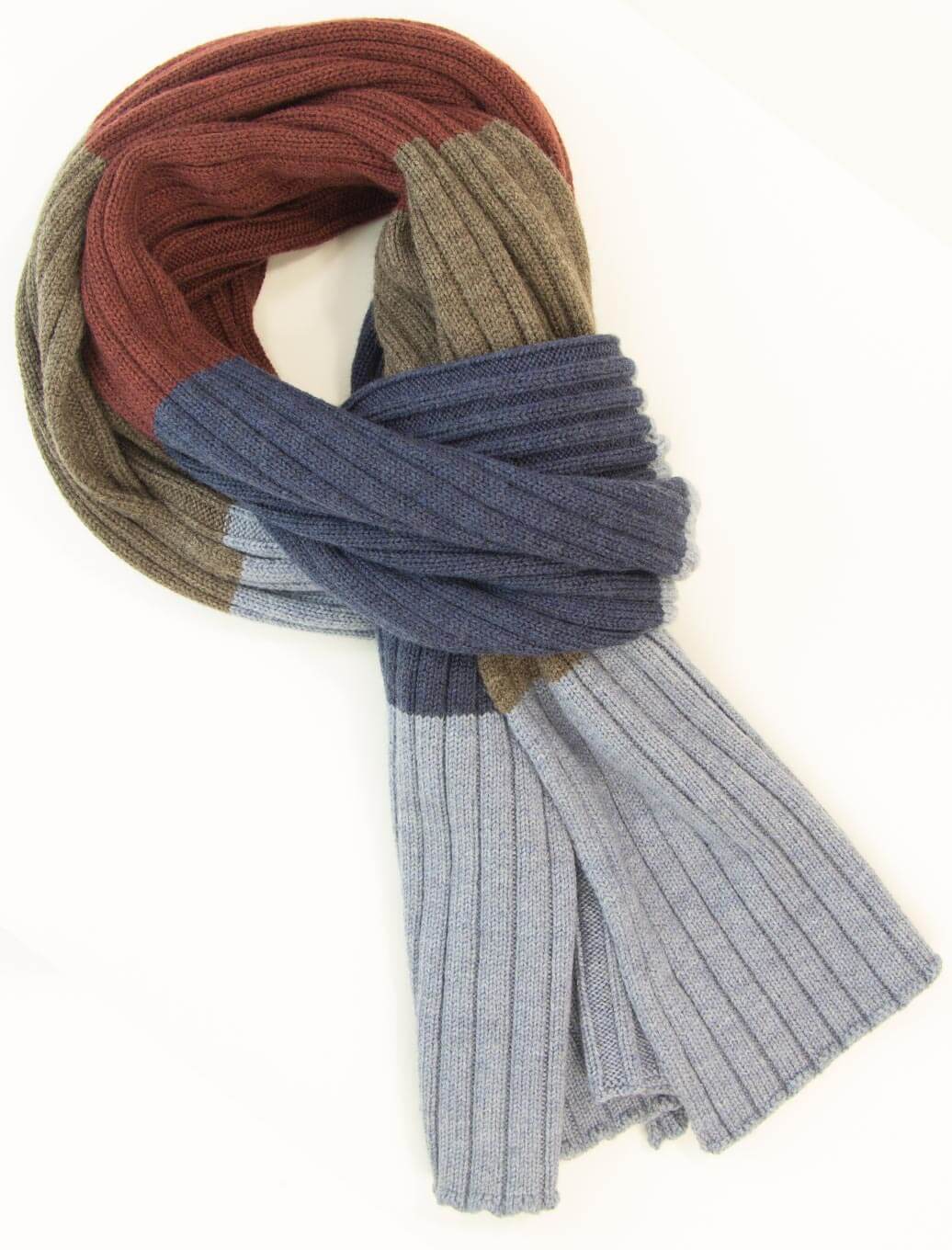 rennes — Soil Boiled Wool Scarf in Navy