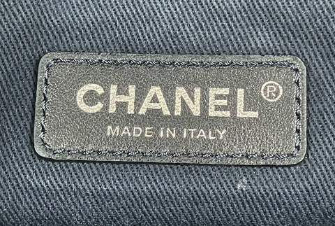 Chanel logo Deauville Tote