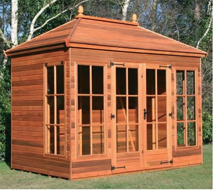 <b>Dovedale Cedar</b><br>This classical summerhouse is well suited for lazy days by the pool or relaxing in the tranquillity of the garden.